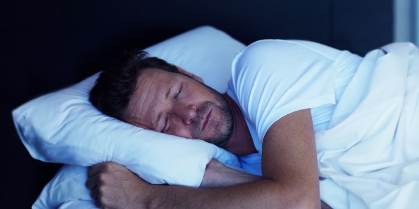 La Caseína: Tu Aliada para la Recuperación Nocturna y la Construcción Muscular Sostenida